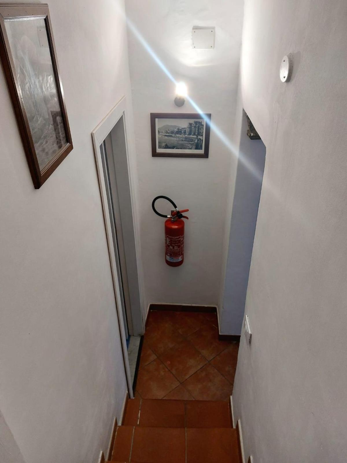 Casa Del Parlamento Apartman Palermo Kültér fotó
