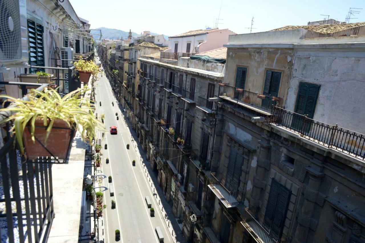 Casa Del Parlamento Apartman Palermo Kültér fotó